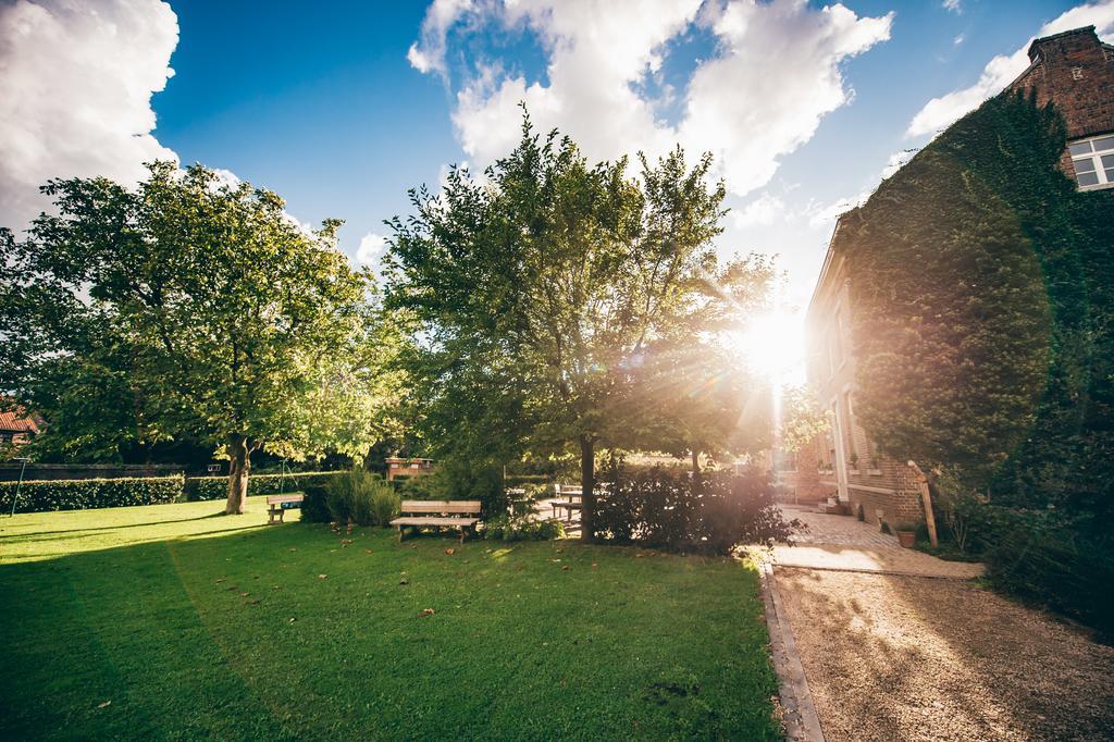 Hotel De Pastorie à Looz Extérieur photo